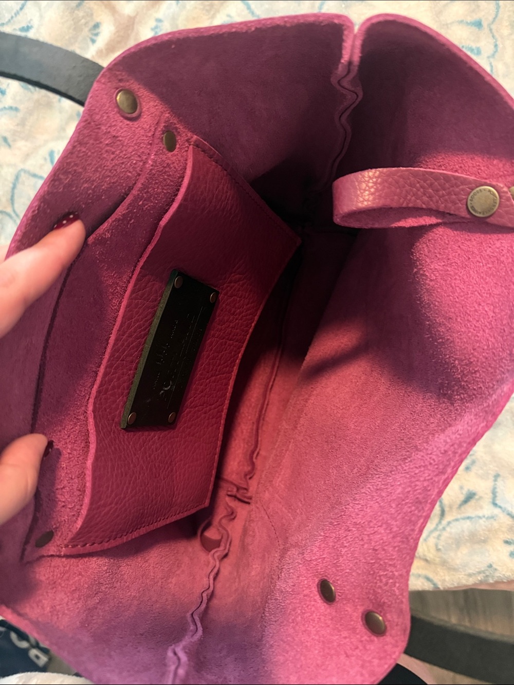 Portland leather goods Fuchsia Leather Tote with Black Handles - Picture 4 of 4